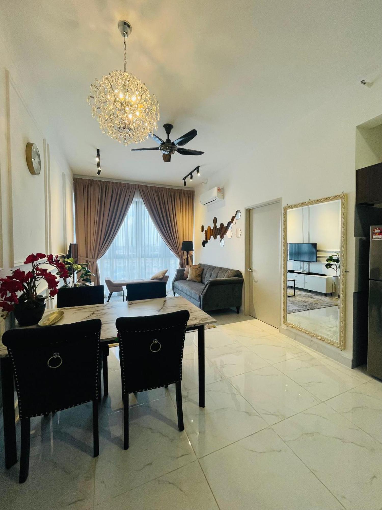 The Opal Suite Troika Kota Bharu 1 Bedroom 외부 사진